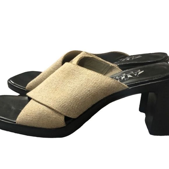 Air Flex Tan Stretchy Cross Canvas Mule Shoes Size: 6.5 - Picture 8 of 10